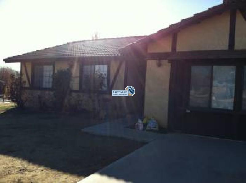 Fabulous 3-bedroom Victorville home near parks and schools 4