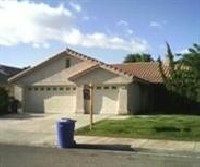 Covered patio home in Victorville, CA!