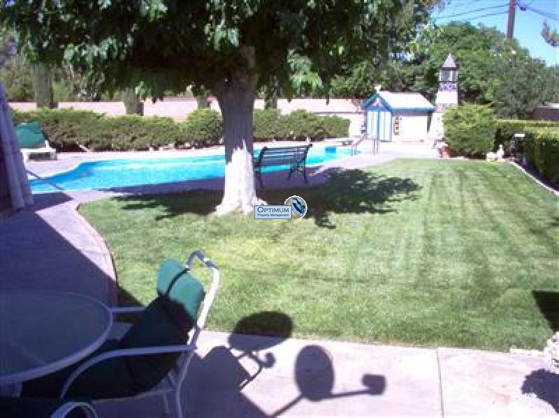 Victorville home with a pool! 2