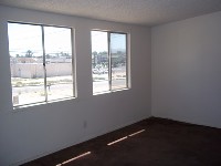 Apartment near schools, shopping and freeway 12