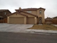 Great 4 bed 3 bath home in adelanto