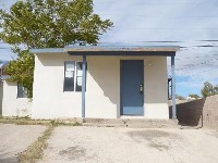 Small home in heart of Victorville
